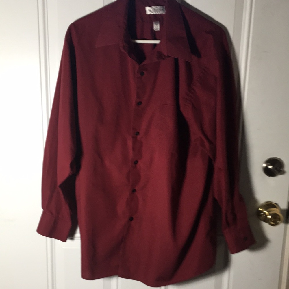 Van Heusen burgundy button front long sleeved collared dress shirt size 17